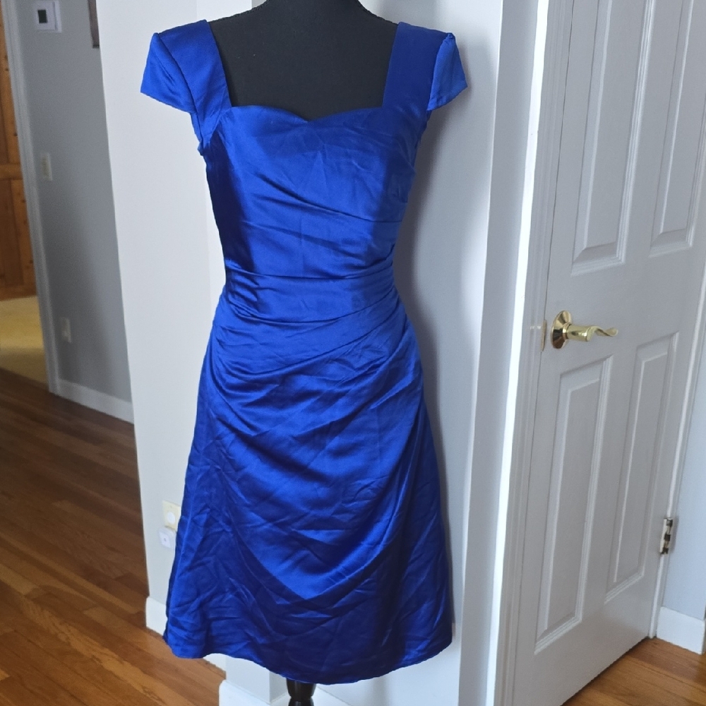 Elegant Blue Women's Dress